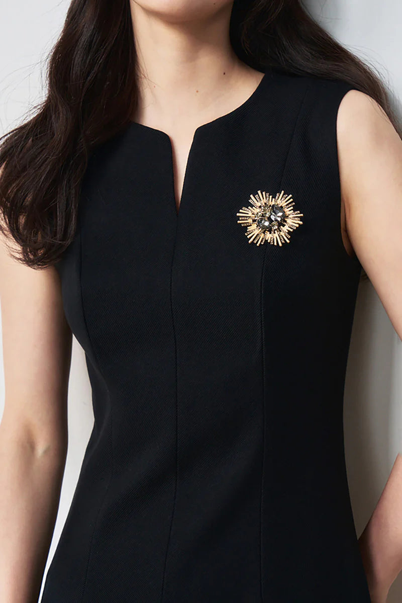 Black Sleeveless A-Line Mini Shift Dress with Brooch